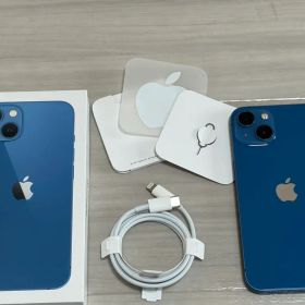 Apple iPhone 13 ブルー本体