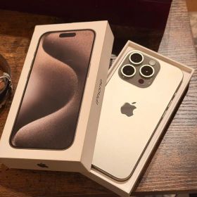 [新品未使用] iPhone15Pro 256GB ナチュラルチタニウム 本体