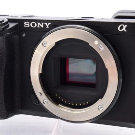 ■極上品■ SONY APS-C ミラーレス一眼カメラ α6400 ボディ(レンズなし) ブラック ILCE-6400 B