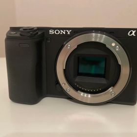 【美品】ソニー（SONY） α6400ボディ（ILCE-6400）