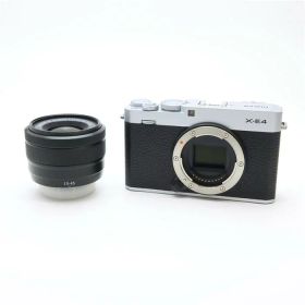 【中古】 《美品》 FUJIFILM X-E4 XC15-45mmレンズキット シルバー [ デジタルカメラ ]