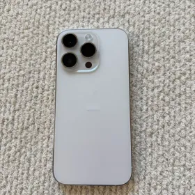 Apple iPhone 14 Pro 新品¥65,000 中古¥41,670 | 新品・中古のネット最