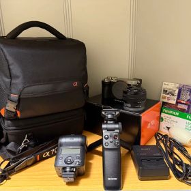 週末特価 フラッシュ等付属品多数 SONY a7CⅡ ズームレンズキット