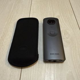 RICOH THETA V 360度カメラ リコー シータ ①