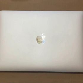 Apple MacBook Air 13インチ シルバー
