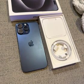 【美品】iPhone15 ProMax ブルー 256GB 本体 simフリー iPhone iPhone15 ProMax 256GB ブルーチタニウム SIMフリー MU6T3J/A