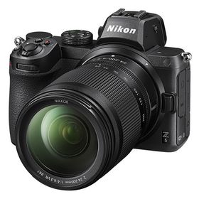 【送料無料】ニコン ミラーレス 一眼カメラ Z5 24-200 レンズキット Z5-24-200-LK Nikon