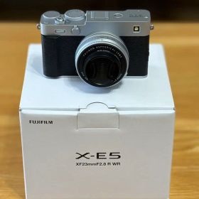 X-E5 XF23mm F2.8 R WRレンズキット シルバー