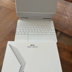 Apple Magic Keyboard 11インチ