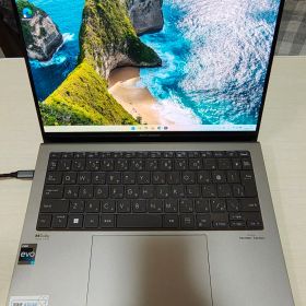 最終値下 極美品 ASUS Zenbook S 13 OLED UX5304VA