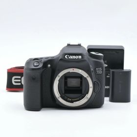 Canon キヤノン EOS 70D ボディ デジタル一眼レフカメラ【中古】