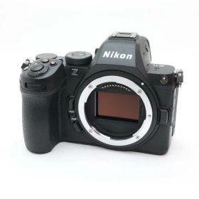 【中古】 《新同品》 Nikon Z5II ボディ [ デジタルカメラ ]