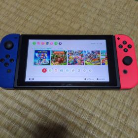 Nintendo Switch 本体 青と赤のJoy-Con