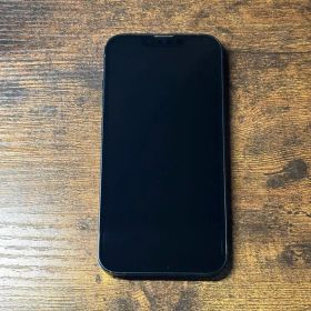 Apple iPhone 13 ブラック 本体