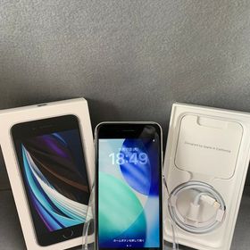 超美品 国内版 SIMフリー iPhoneSE 第2世代 128GB ホワイト色