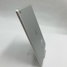 Apple iPad 第6世代 32GB シルバー Wi-Fi 動作確認済 【全額返金保証】【最速発送】