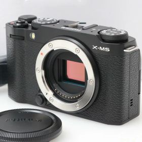 美品　Fujifilm X-M5 ブラック ボディのみ　おまけ付き ミラーレス一眼カメラ「FUJIFILM X-M5」ボディ（ブラック） | 富士