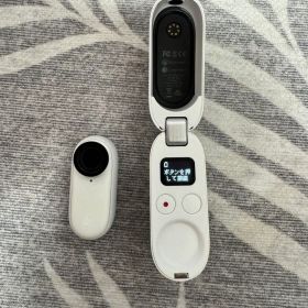 Insta360 GO 2 本体 （箱、アクセサリー付き）