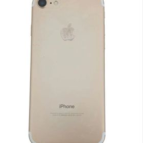 iPhone7 A1779 ゴールド