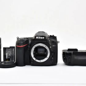 ニコン D7200 バッテリーパック MB-D15 付 #C520