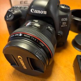 Canon EOS 5D Mark IV + EF 50mm f/1.2