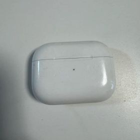 【ジャンク品】Apple AirPods Pro 第一世代充電本体 イヤホン純正
