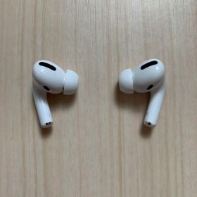 AirPods Pro 第1世代 ワイヤレスイヤホン ホワイト
