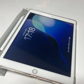 iPad 第8世代（10.2インチ）Wi-Fiモデル 32GB ゴールド