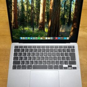 Apple MacBook Air 2020 Core i3