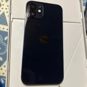 Apple iPhone12 64GB SIMフリー(ケース付き)