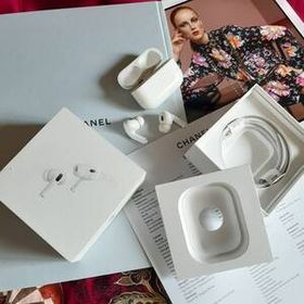 Apple AirPods Pro2 エアポッズ プロ 第二世代 アップル TAK03