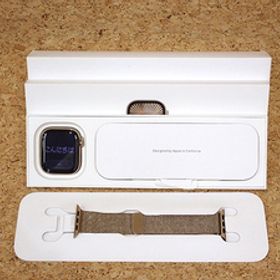 【中古 良品】Apple Watch Series 10 Cellular 46mm ゴールドチタニウムケース と ゴールドミラネーゼループ S/M MX183J/A 本体(QJA972-1)