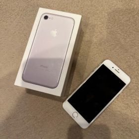 iPhone 7 シルバー 本体