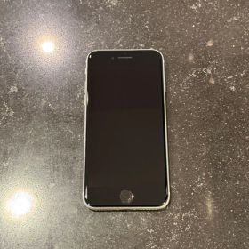 iPhone SE 第3世代 64GB ホームボタン故障