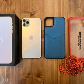 iPhone 11 Pro max 256GB ゴールド Simロックなし