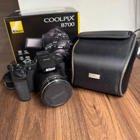 Nikon Coolpix B700 純正ケース付き