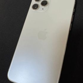 Apple iPhone 11 Pro シルバー 256GB