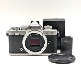 Nikon Z fc シルバー ボディ