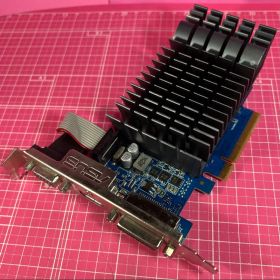 謎の少しヘンなカード小祭笑ASUS Geforce GT710 ジャンク扱い