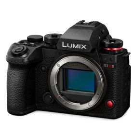 Panasonic ミラーレス一眼カメラ DC-S1RM2