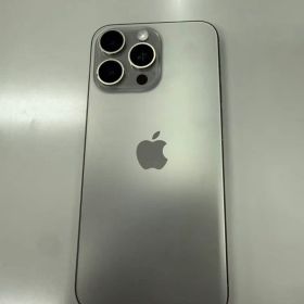 Iphone 15 pro max シルバー256GB