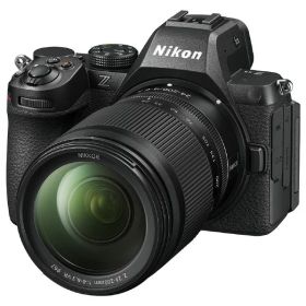 ニコン デジタル一眼カメラ・Z5II 24-200 レンズキット Z Z5II 24-200 LK [Z5IILK24200]【RNH】