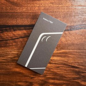 SAMSUNG Galaxy Z Flip7 256GB ジェットブラック