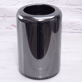 月次セール Bランク Apple MacPro MD878J/A(Late2013) Intel Xeon E5 1650v2(6コア)3.5Ghz メモリ16GB SSD256GB D500×2