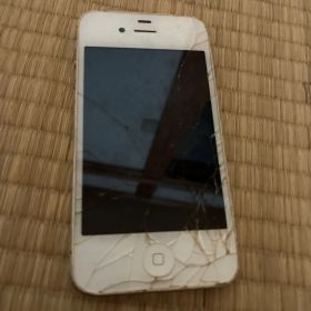 Apple iPhone 4s ホワイト 本体