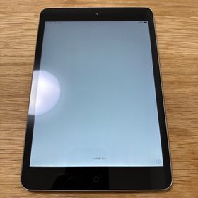 アイパッド(iPad)のipad mini 2 (第2世代) 128GB シルバー 消音ボタン不具合(タブレット)