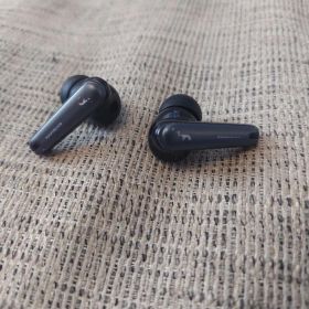 Soundcore Liberty 4 NC ブラック