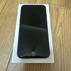 iPhone SE (第 3世代) (PRODUCT)RED