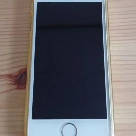 iPhone SE ゴールド 本体