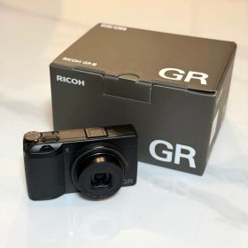RICOH GRⅢ デジタルカメラ